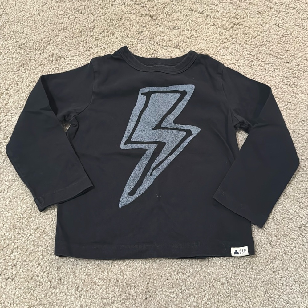 Gap shirt 3T